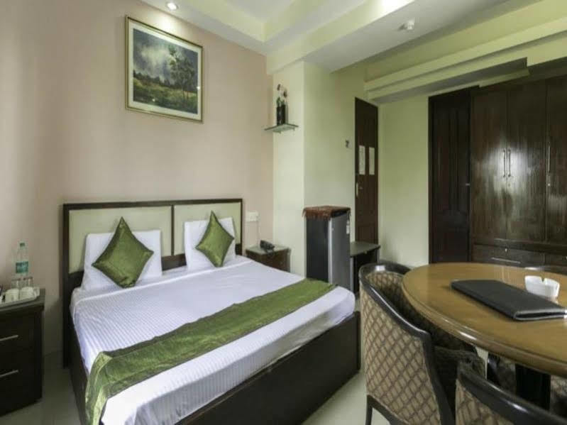 Treebo Trend New Castle Hotel Mumbai Luaran gambar
